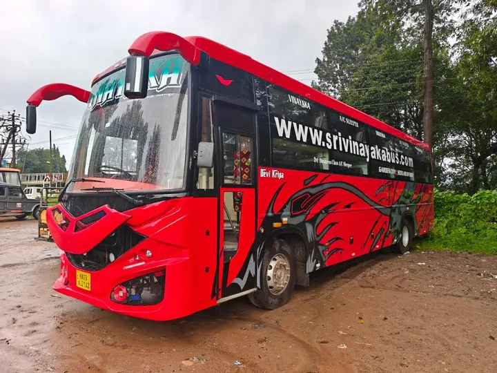Sri Vinayaka Red AC Sleeper Bus